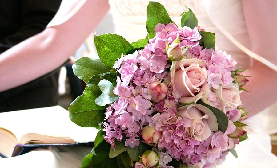 5 Tips For Choosing The Right Wedding Bouquet