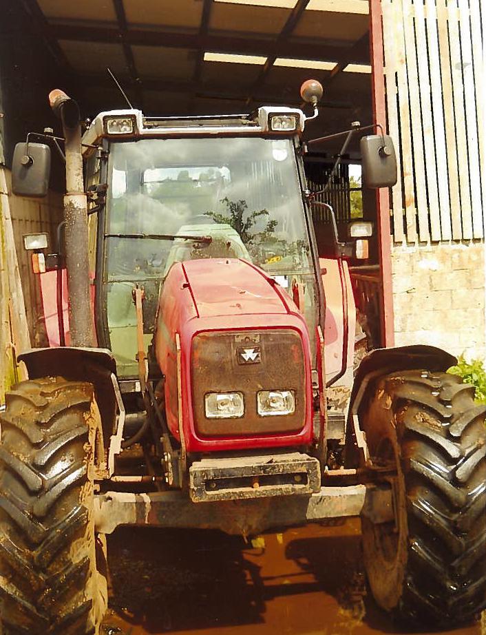 Local farmers reminded of slurry spreading rules ahead of closed