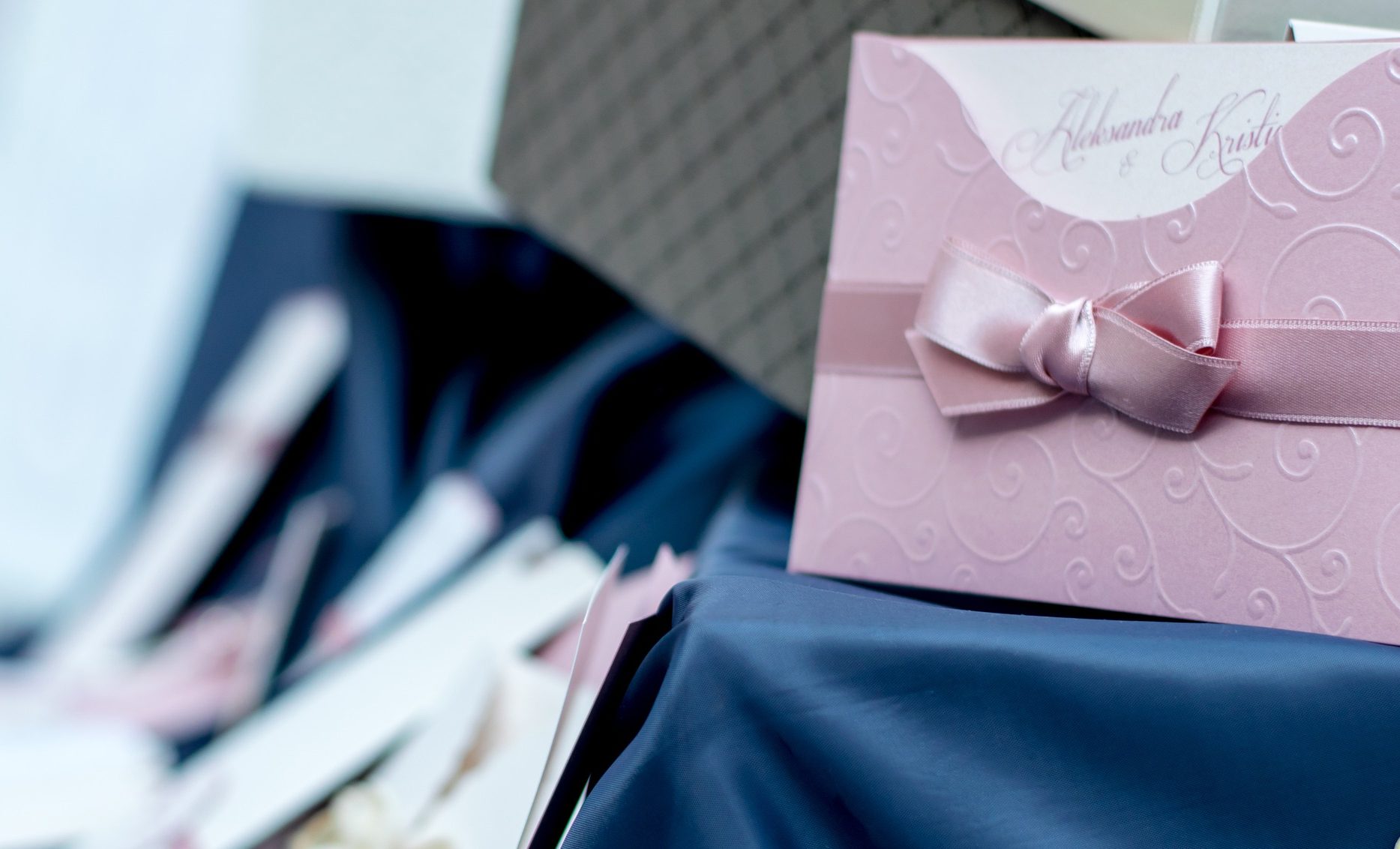10 Things You Need To Know About Wedding Invitations