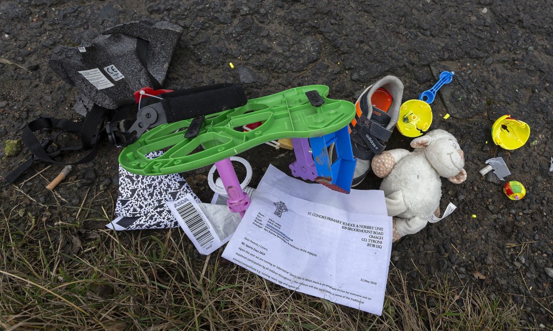 Litter louts dump Christmas toys at roadside