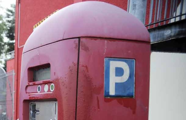 Drivers urged to use cashless payment for parking