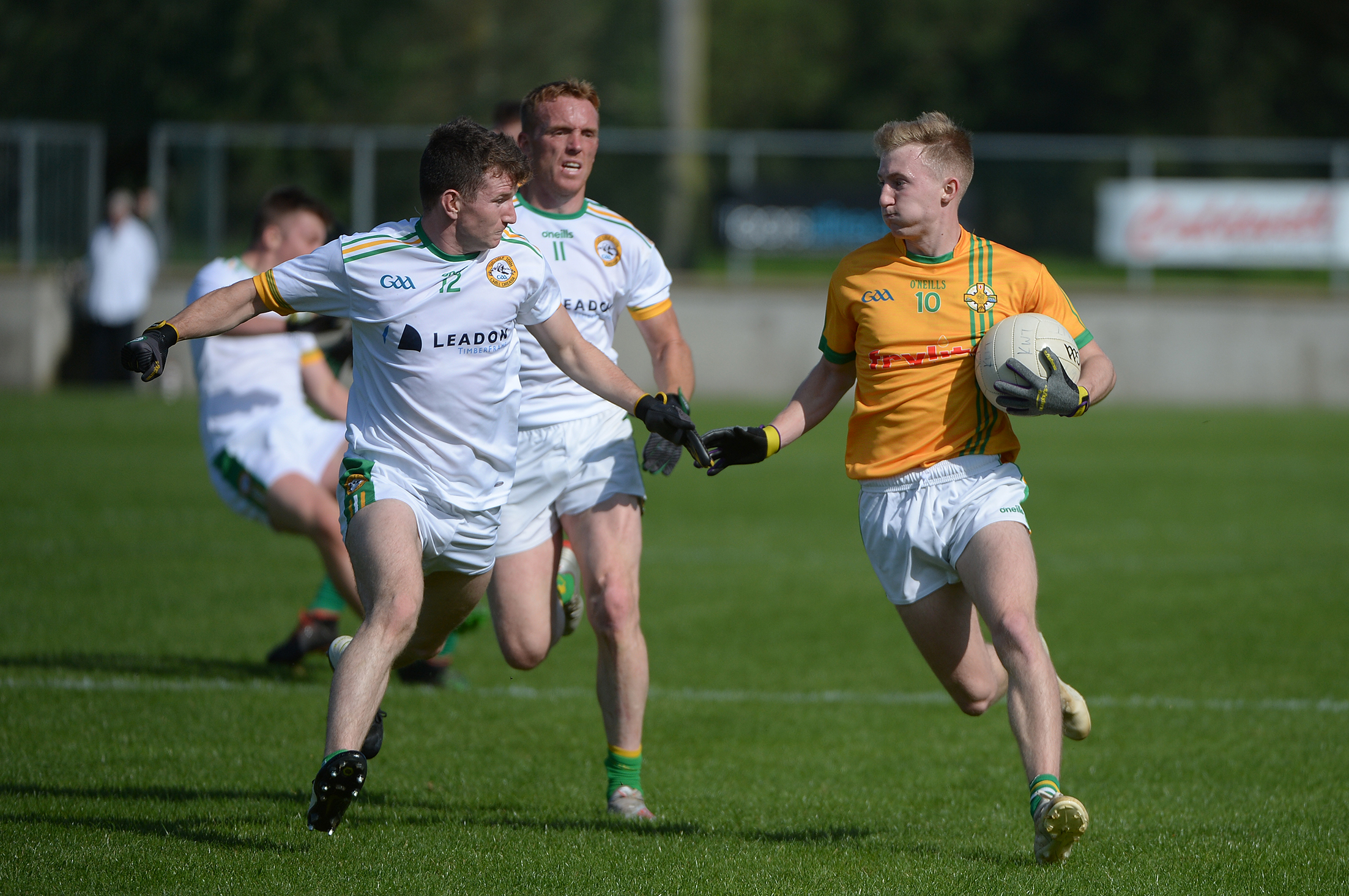 Red hot Wolfe Tones run riot against Urney
