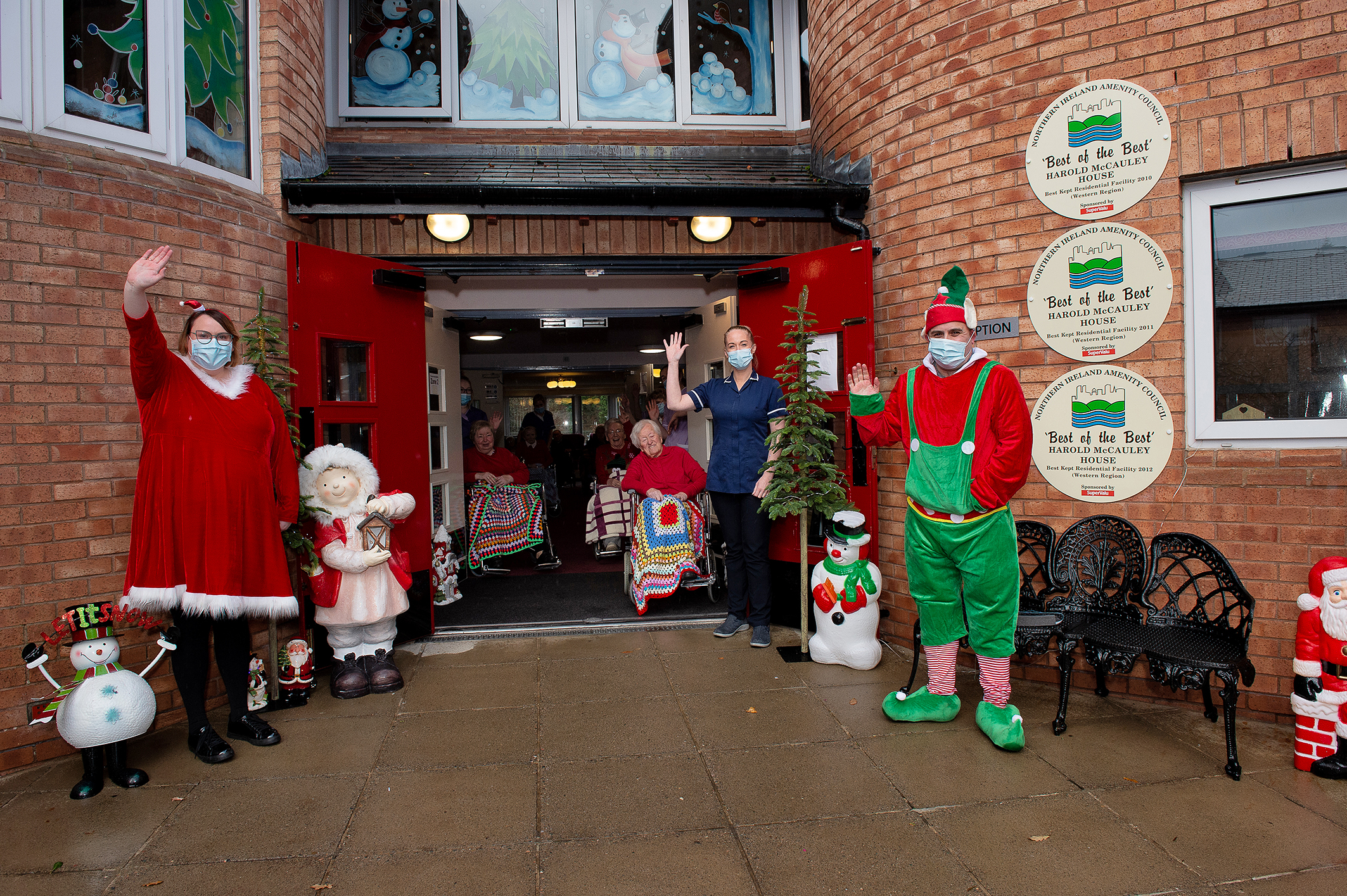 Festive roadshow delight for Omagh care home residents