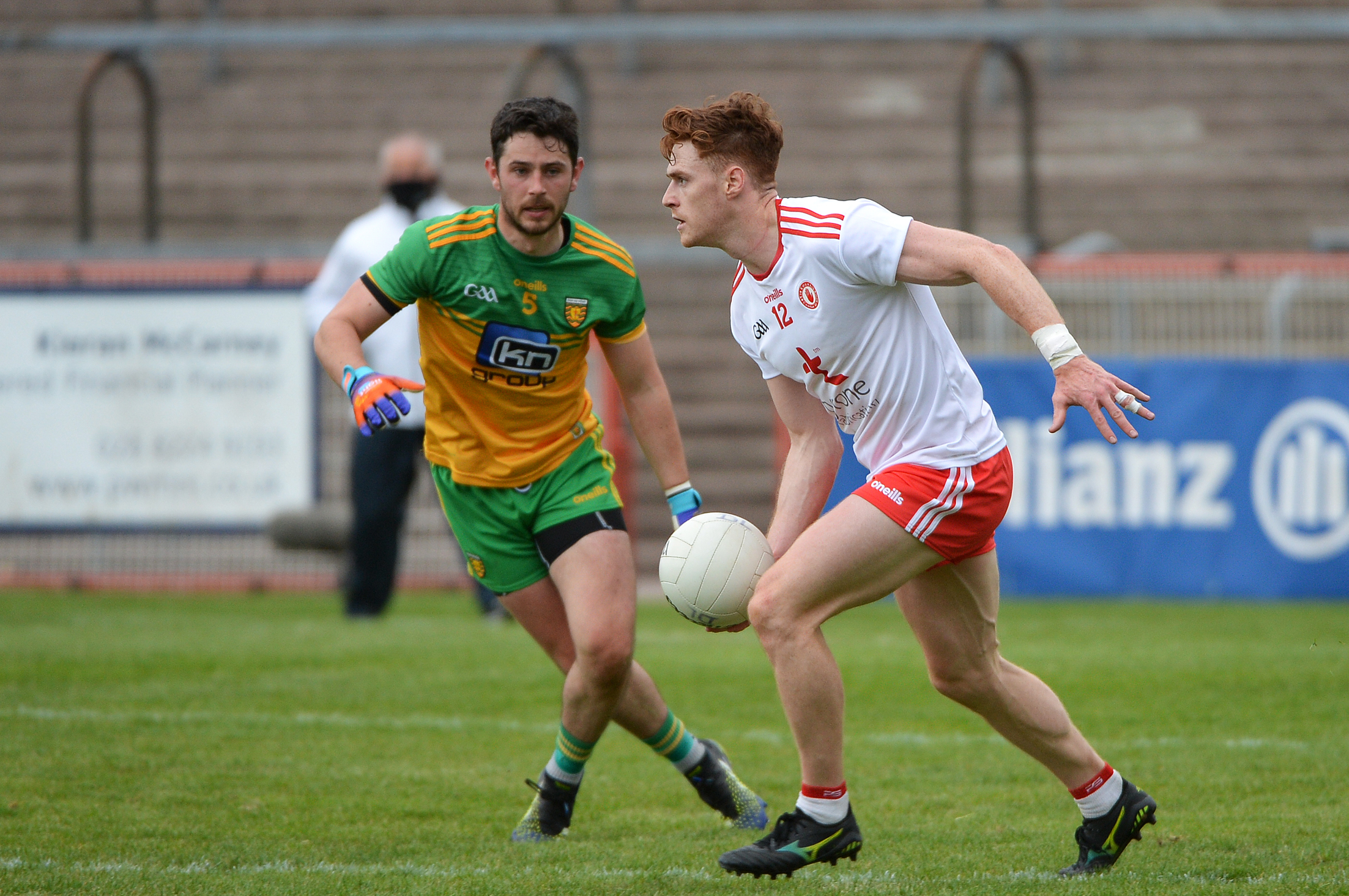 14-man Tyrone fall short against impressive Donegal