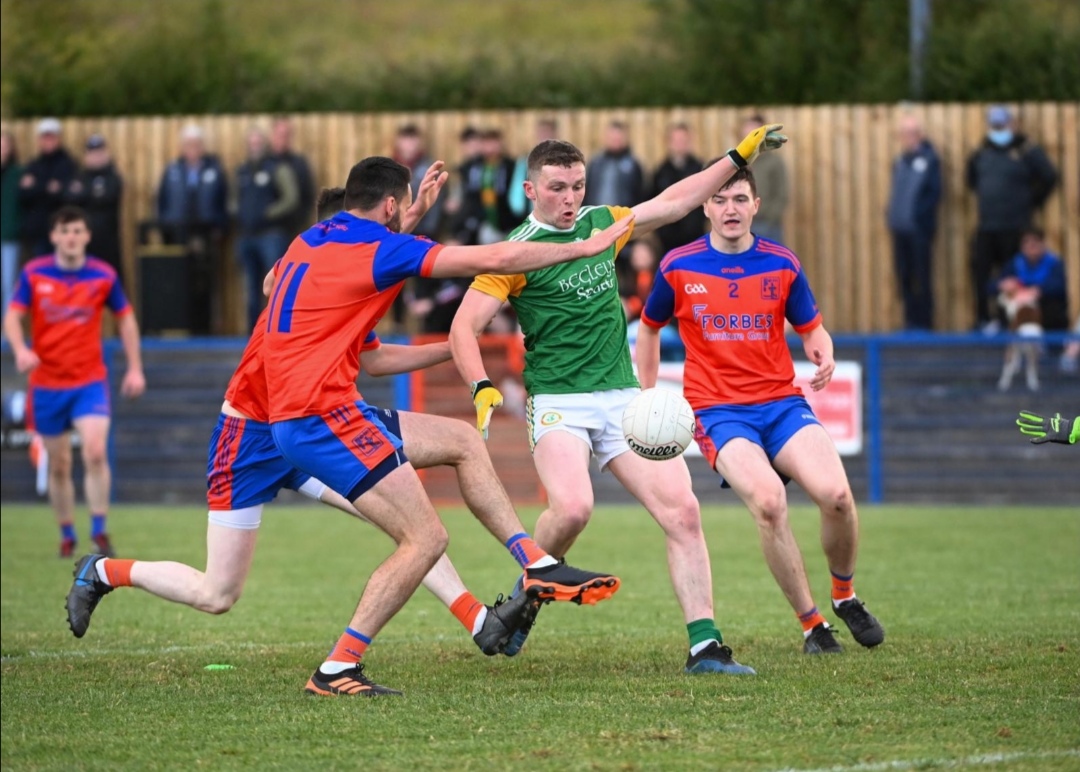 Dromore go clear at the top