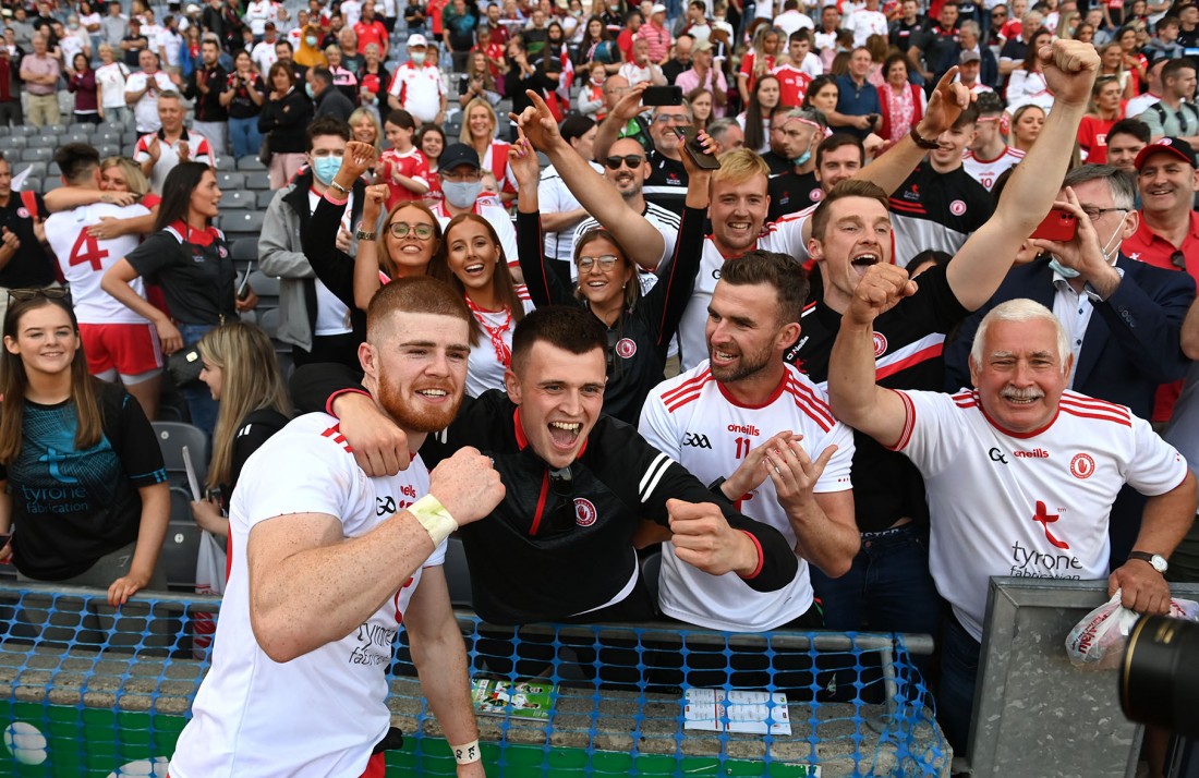 Magic Red Hands through to Sam Maguire showdown