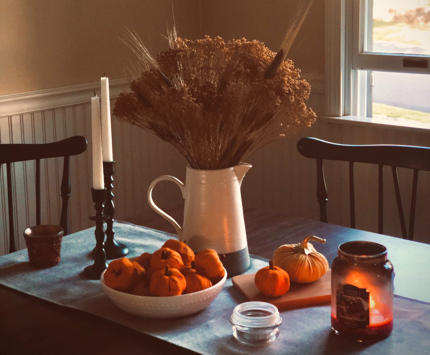 Autumnal Decor: Ideas to channel the shifting season at home