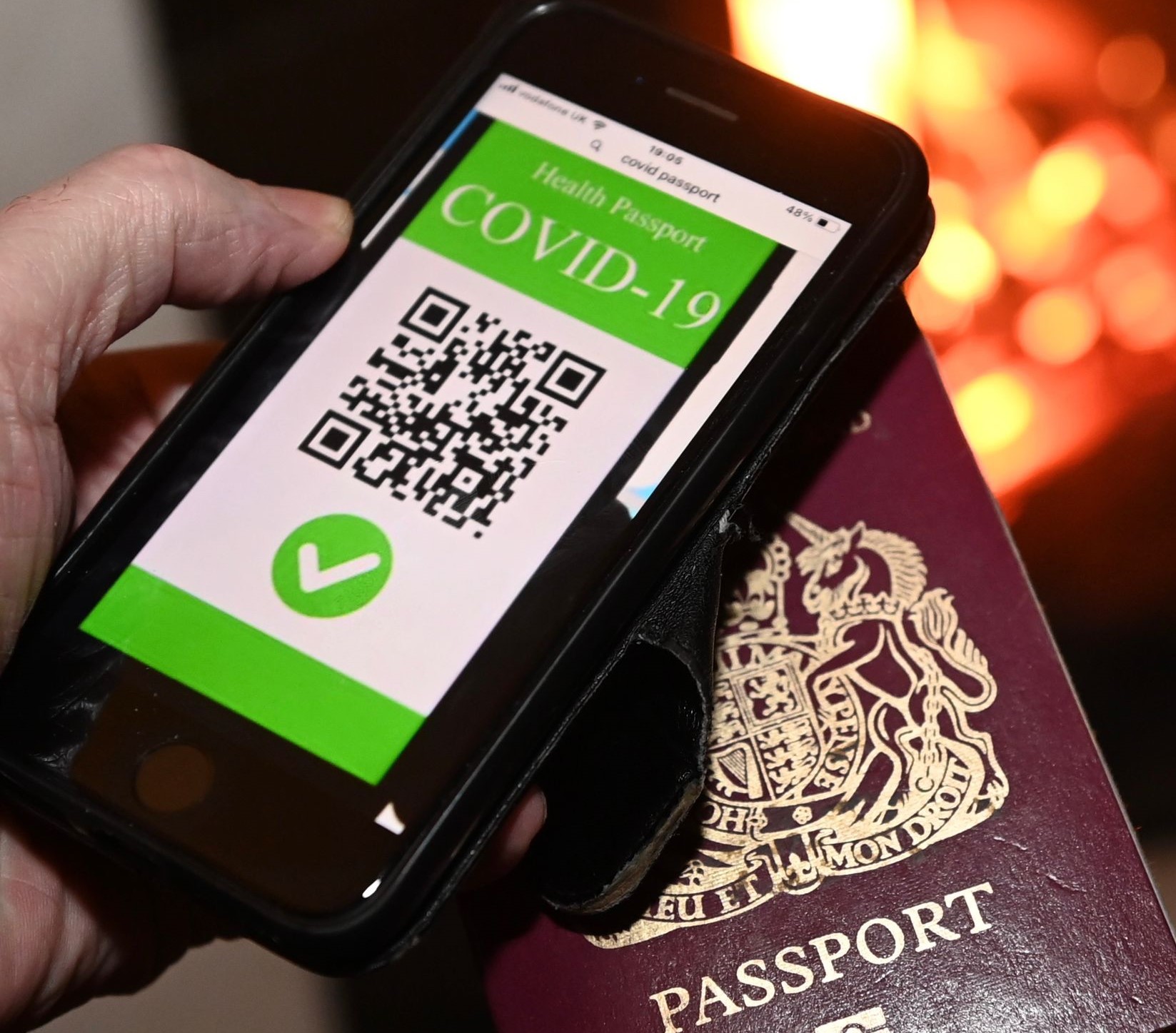 Covid passports to be scrapped for pubs and restaurants