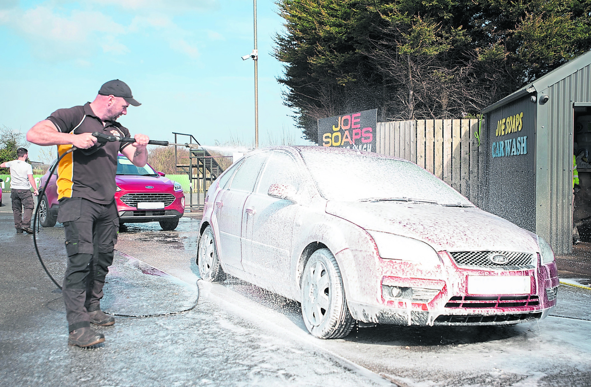 Saharan sand sparks car wash queues