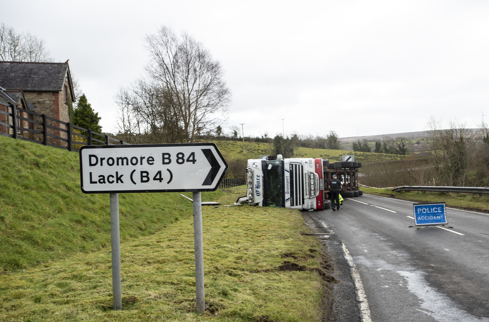 Lorry overturned near Drumquin