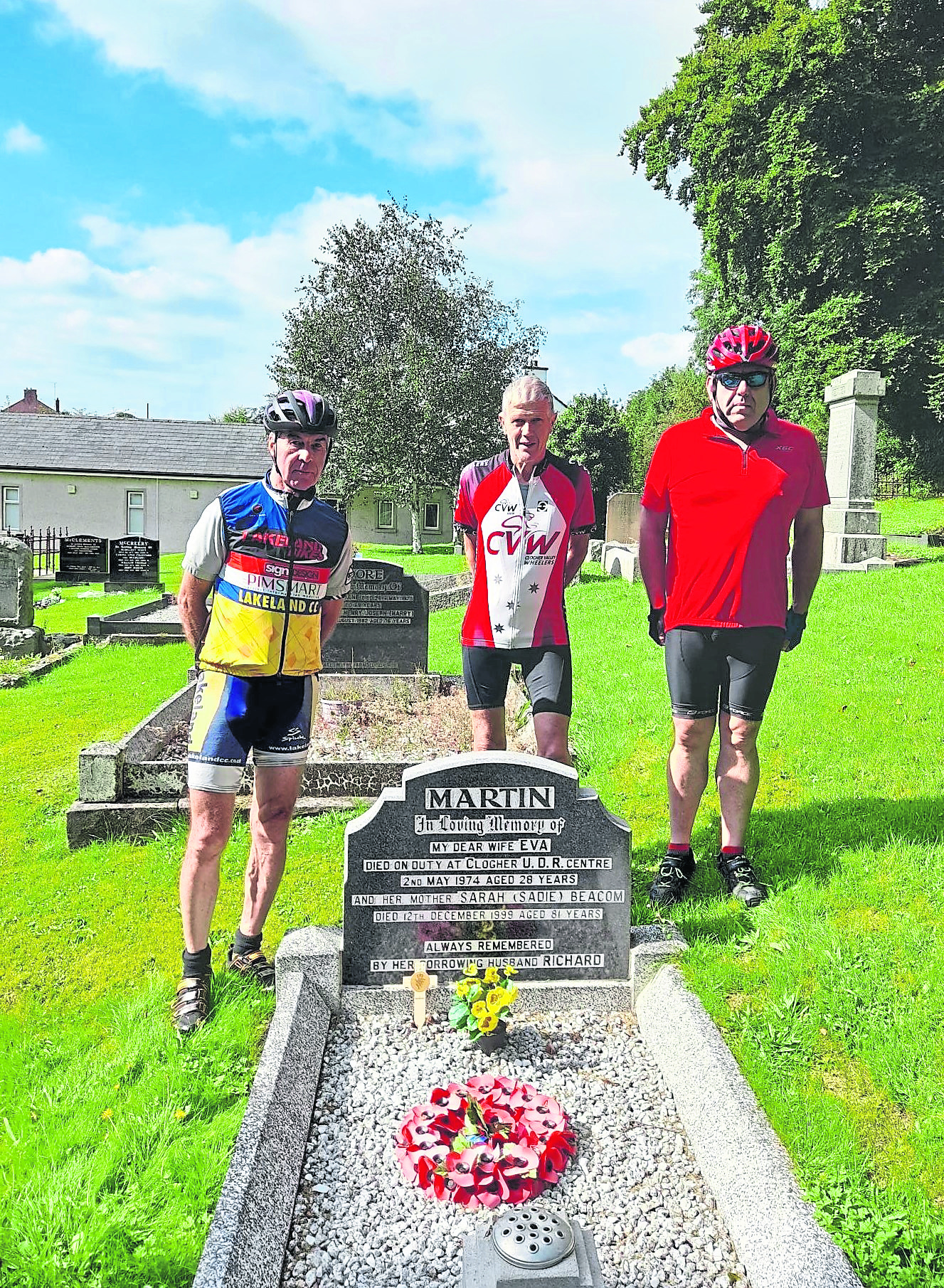 Cycle to visit graves of murdered UDR personnel
