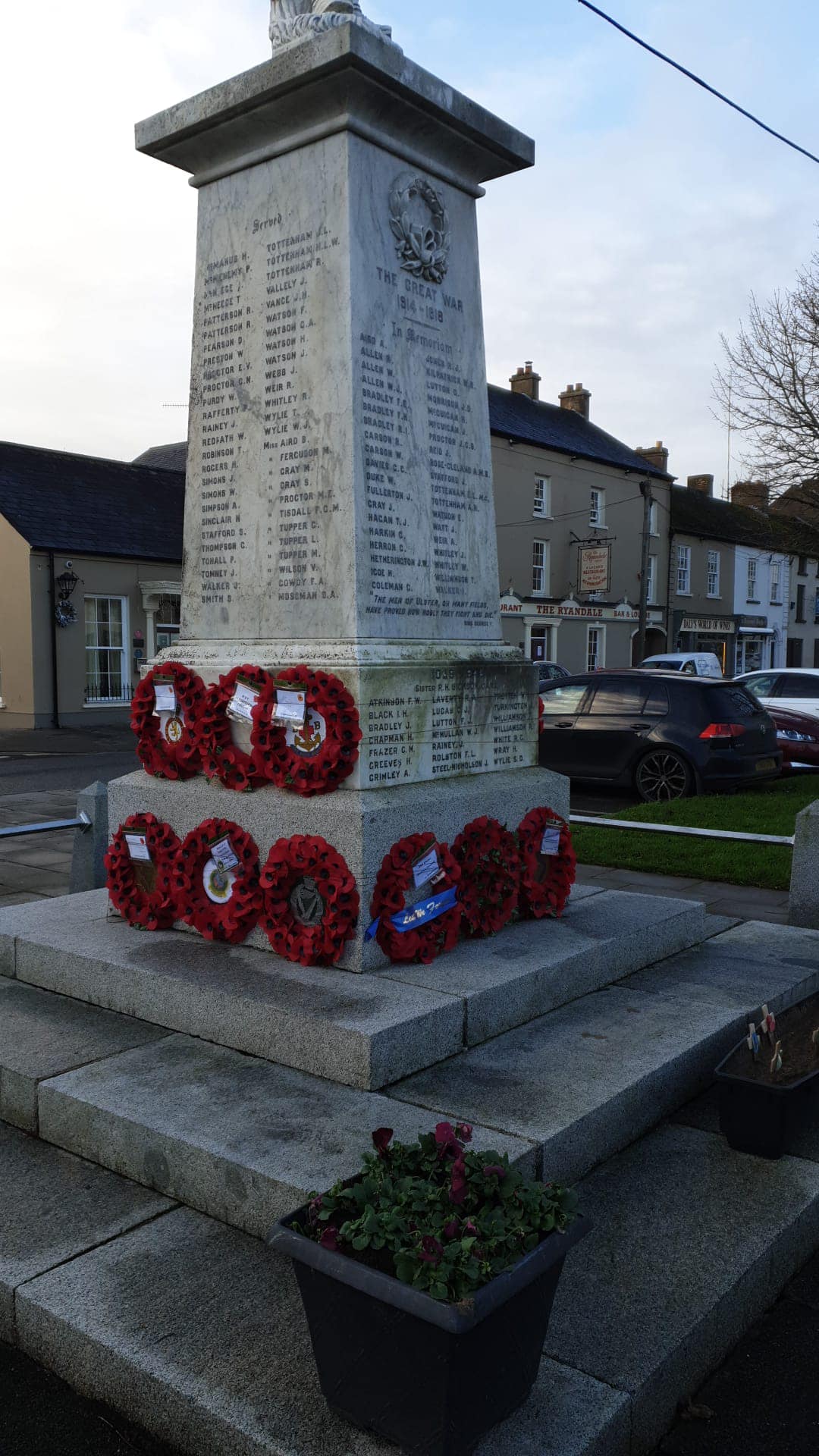 Support for repair of Moy memorial after recent spate of attacks
