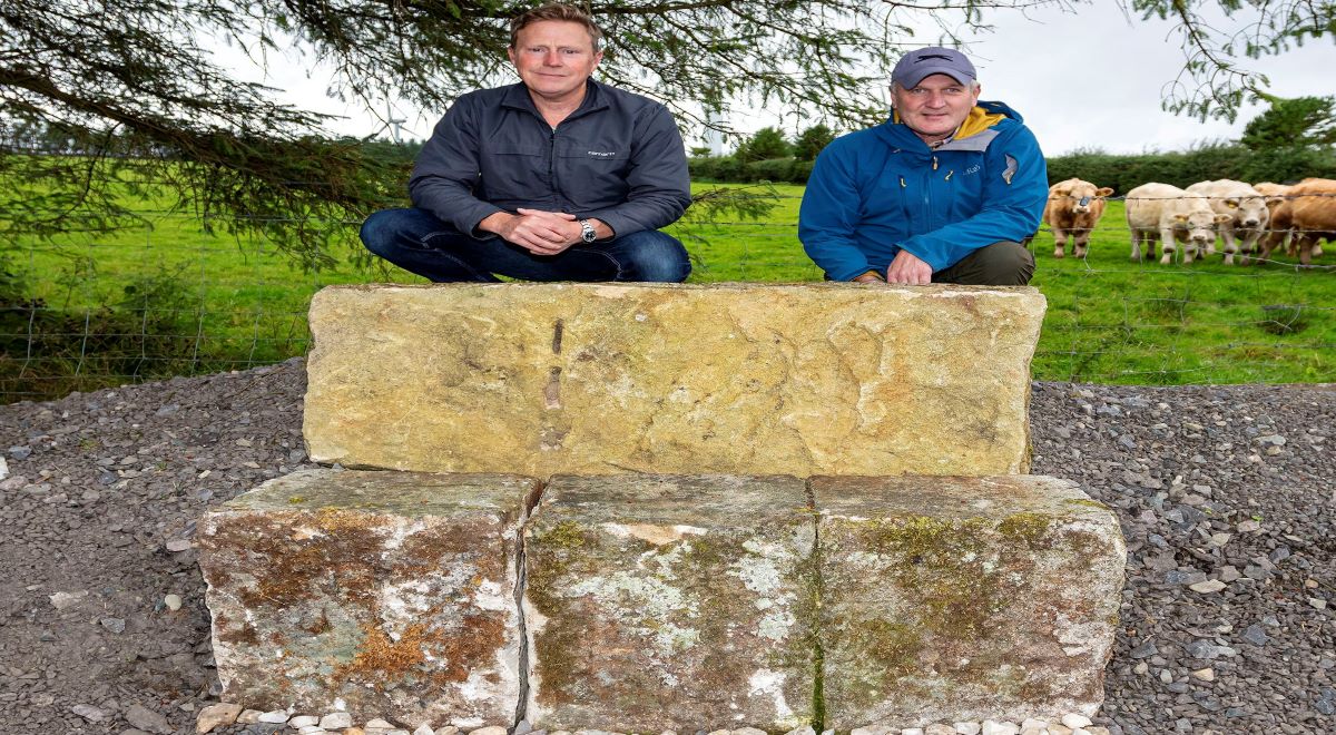 Stone seat unveiled at Bessy Bell to celebrate organ donation