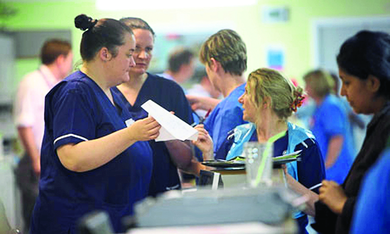 Nurses to strike for more pay before Christmas