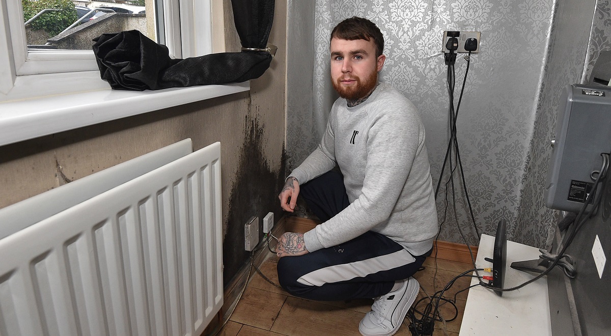Strabane family hit out at disgusting mould in Executive home