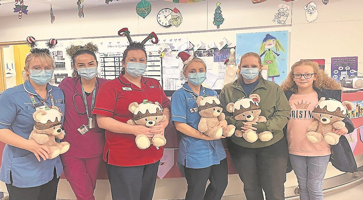 Teddy bears bring festive joy to ward