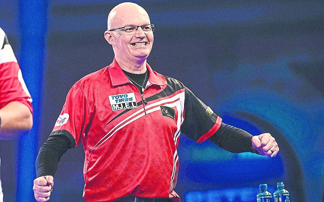 Nine dart start for Mansell