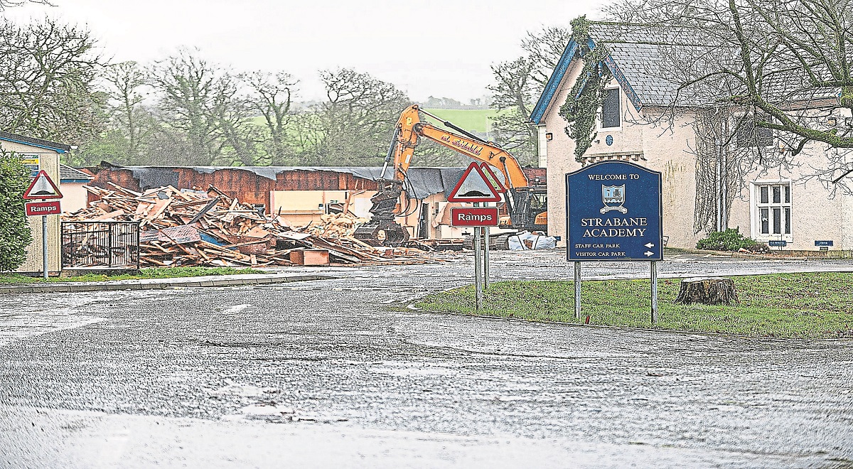 MLAs join forces over former school site delays