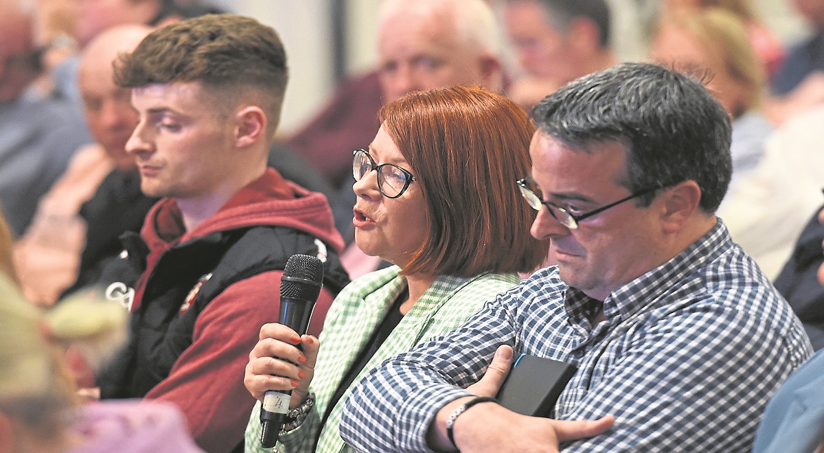 Hundreds of people attend A5 meeting ahead of public inquiry