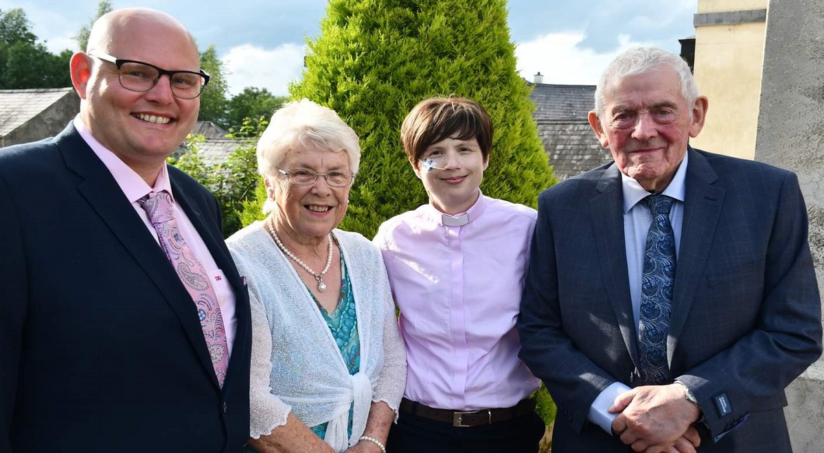 Reverend who survived cancer is ordained in Castlederg