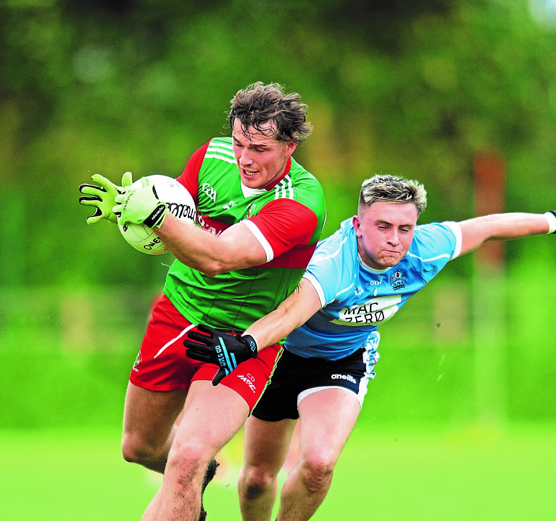 Moy improve playoff hopes at Owen Roes expense