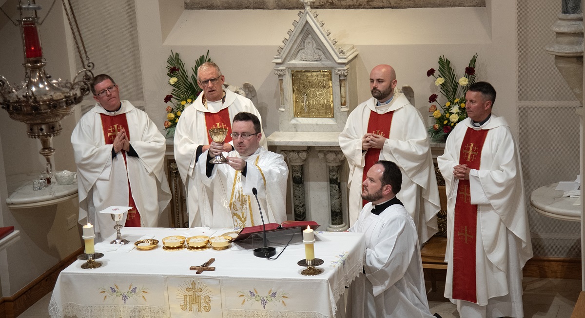 Newly-ordained Tyrone priest celebrates first Mass