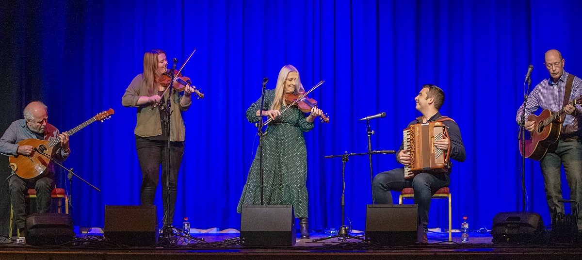 Altan brings spirit of Donegal to Dún Uladh