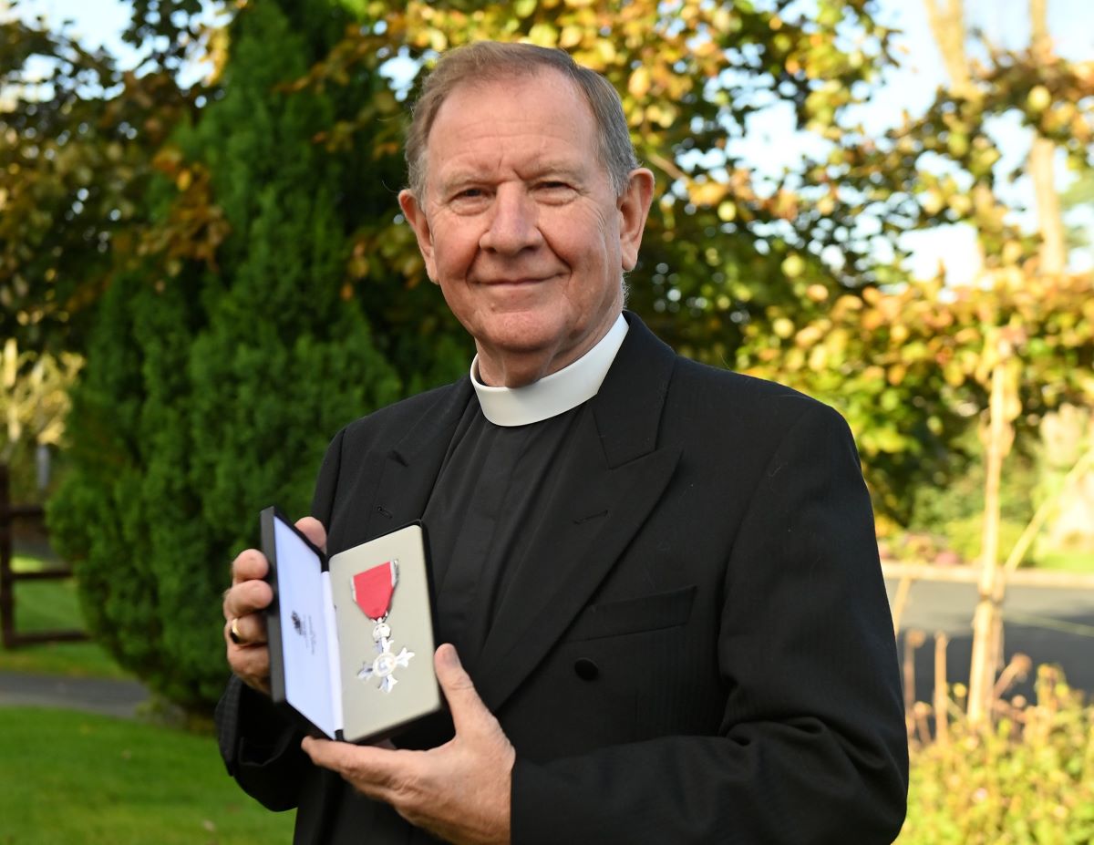 Troubles prison chaplain receives major honour