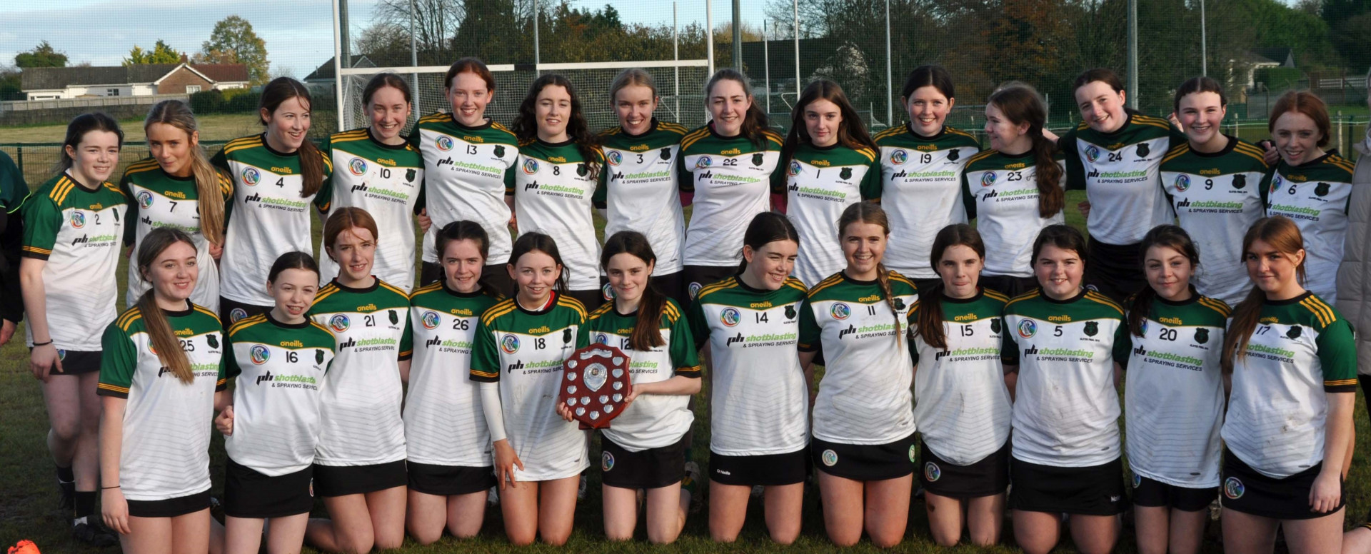 Stirring second half from Dean Maguirc Camogs