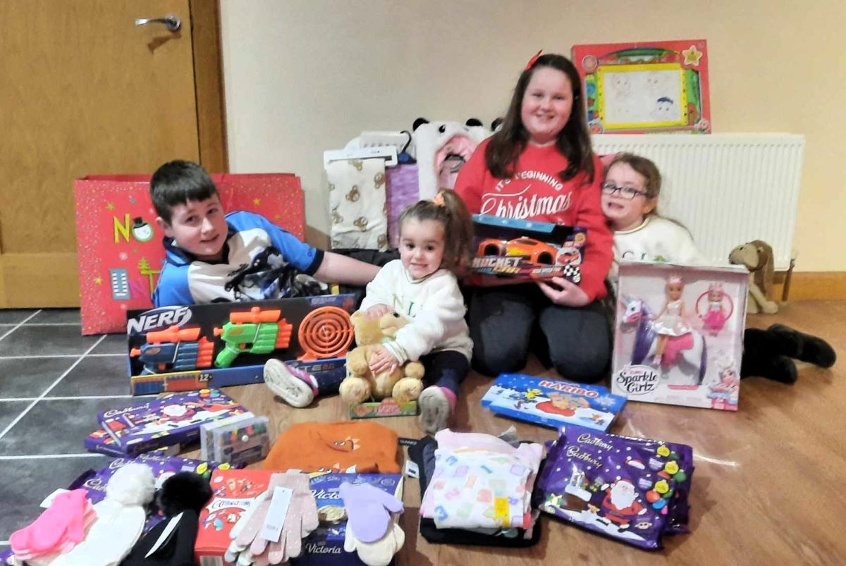 Youngsters donate toys to Children’s Ward