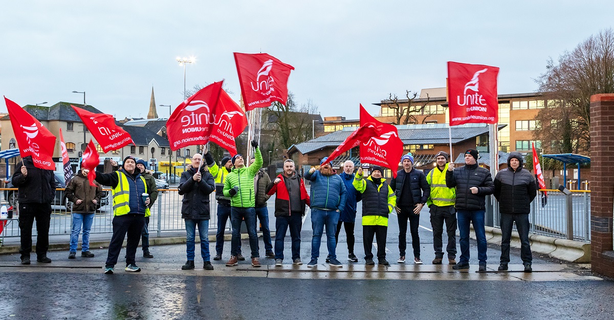 Transport workers’ strike due to escalate over pay dispute