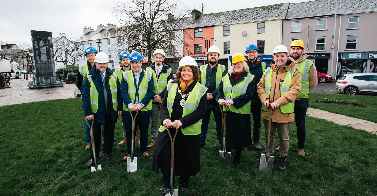 Mayor turns the sod as work commences at Derg Active sites