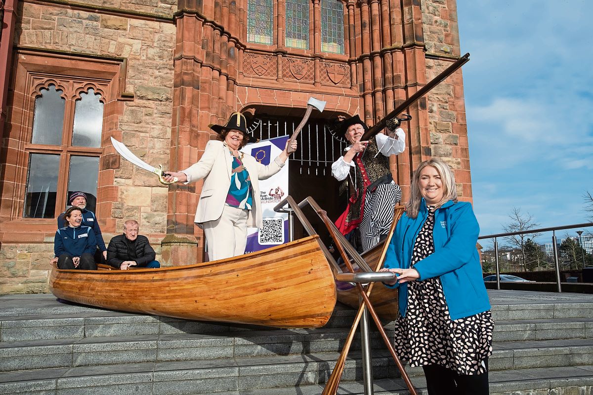 Mayor launches world record ‘Rock the Boat’ attempt