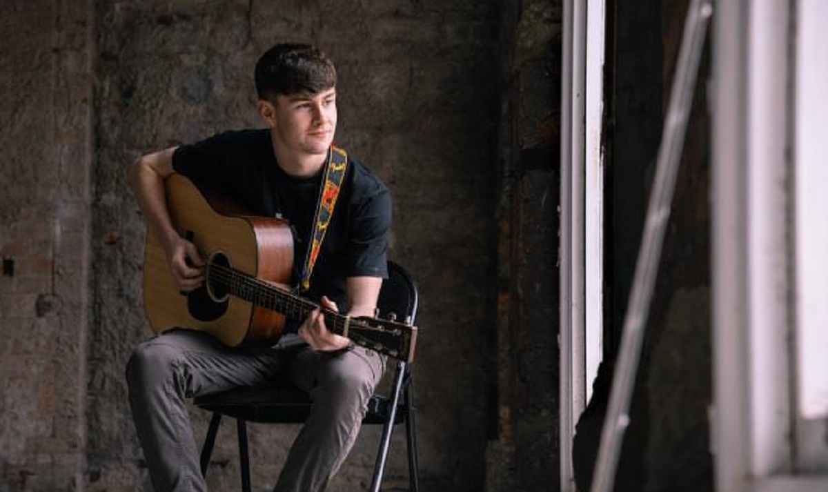 Conversation in a pub inspires Andrew Dolan’s new single