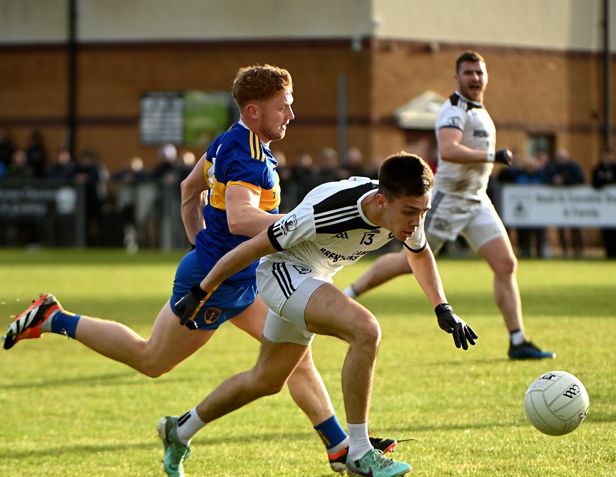 Donaghmore cruise past Clonoe to stay joint top