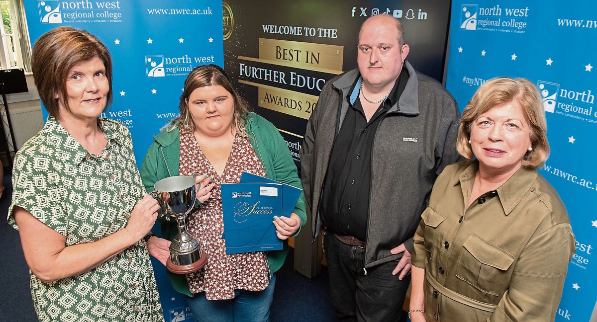 Amy receives scholarship at Best in FE awards