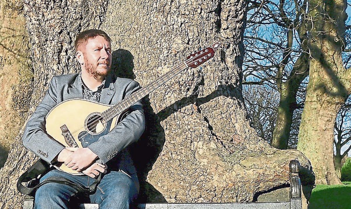 Famed bouzouki player and folk singer to perform in Omagh