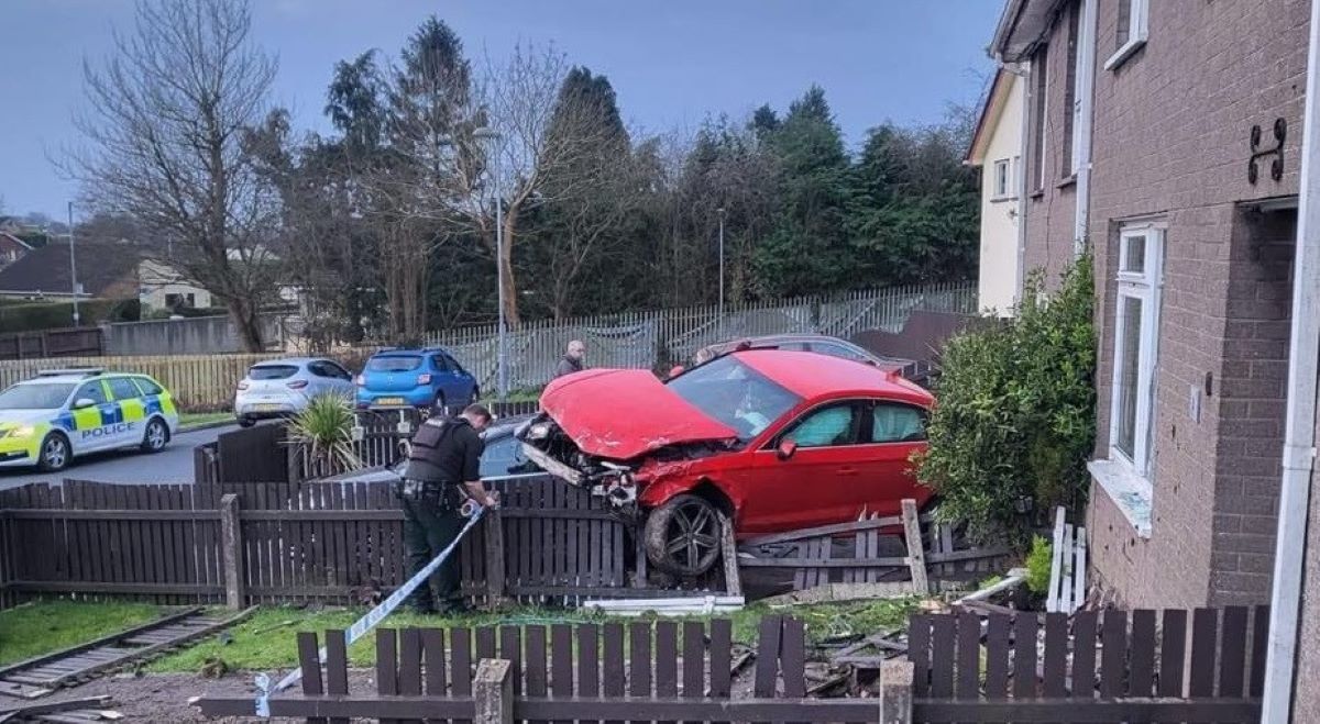 Man pleads guilty to drink driving crash into neighbour’s garden