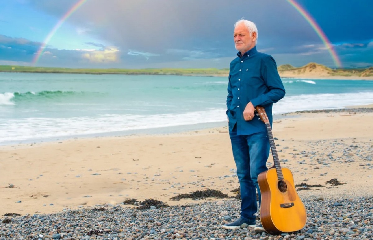 Brendan Quinn celebrates 60 years in showbiz with Cookstown show