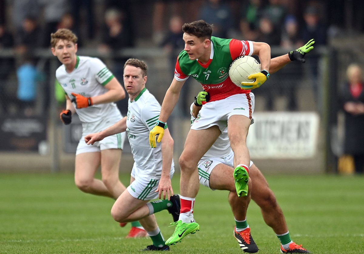 Derrylaughan dash Owen Roes hopes with strong second half showing