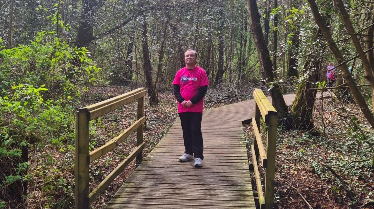 Dungannon man without speech taking part in Belfast marathon