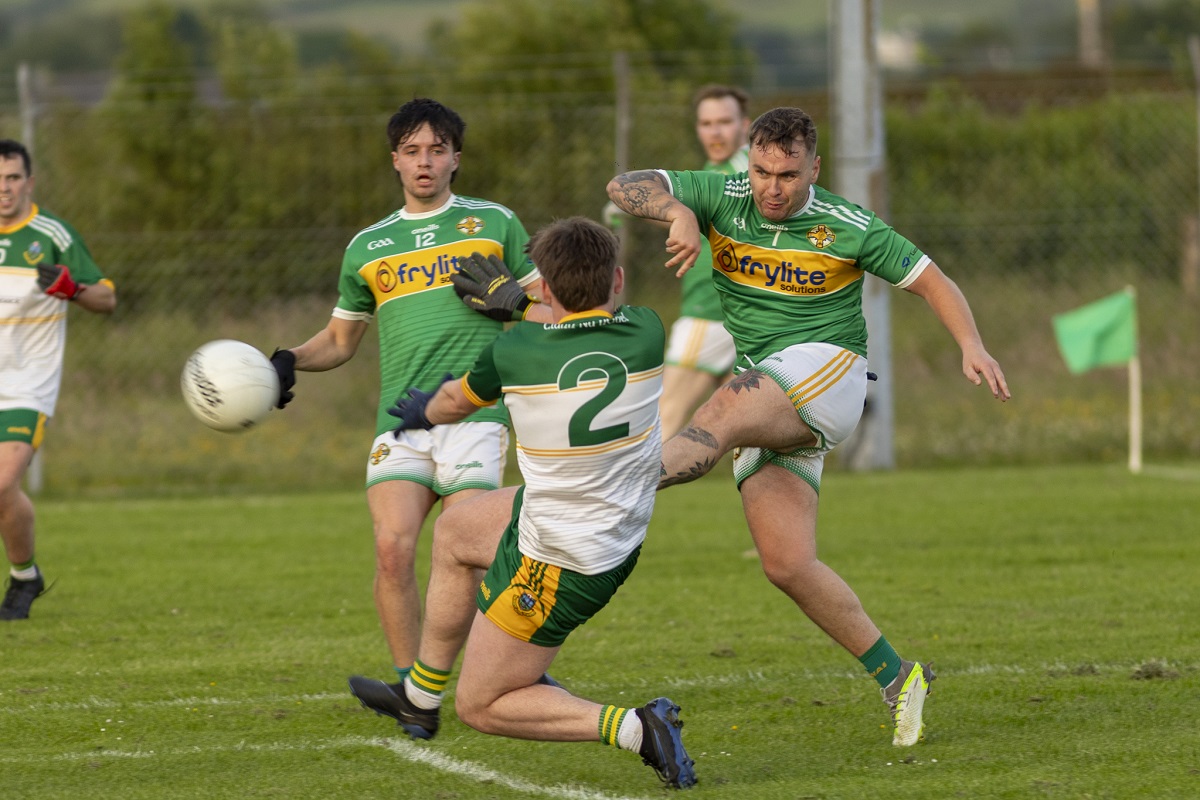 Urney edge out their Clann neighbours