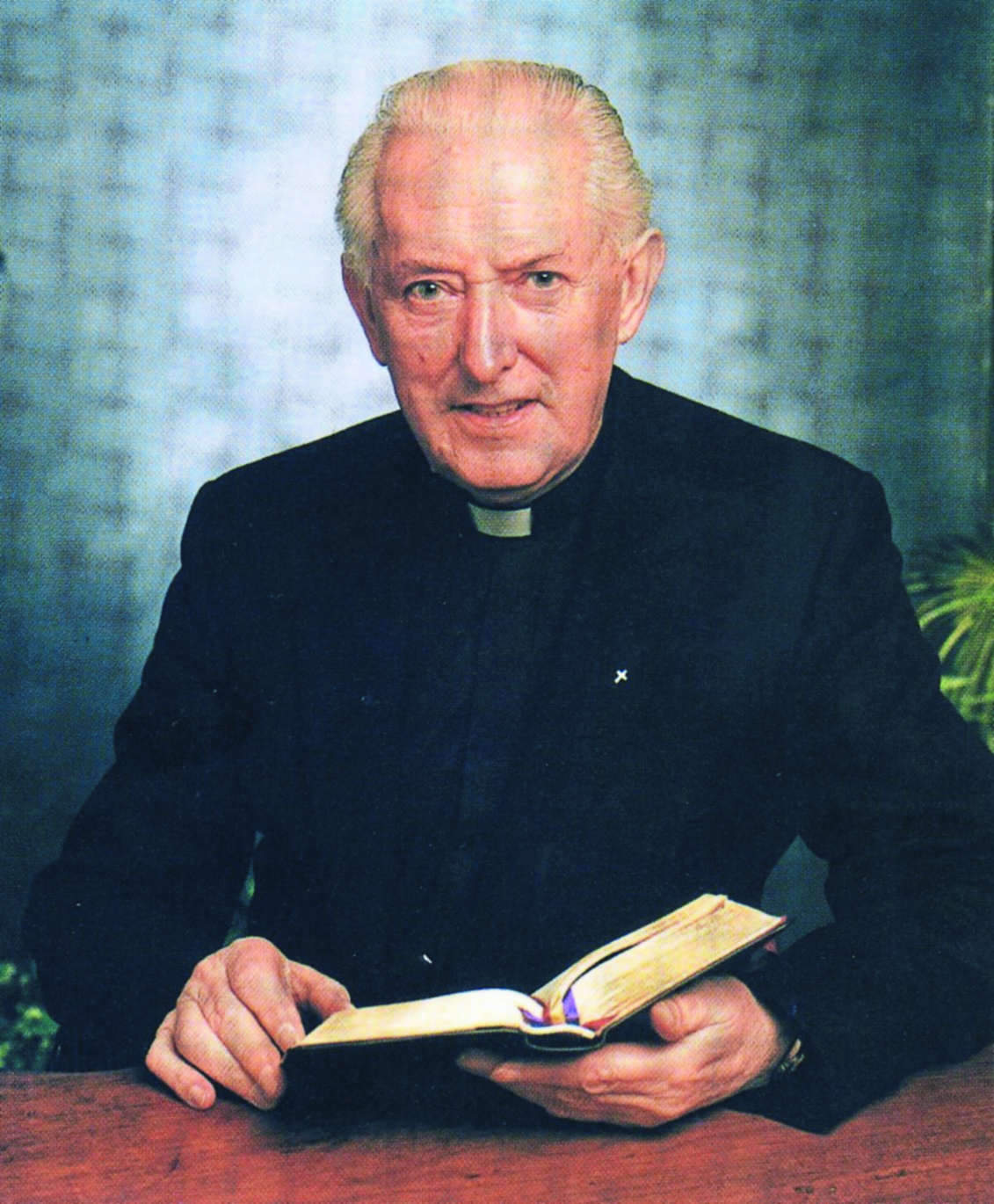 Tributes to priest who supported victims of Omagh bomb