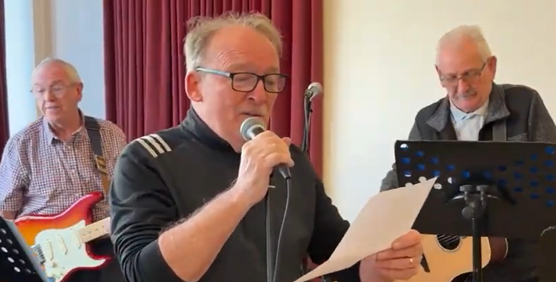 Video: Strabane men’s group get ready for Christmas concert