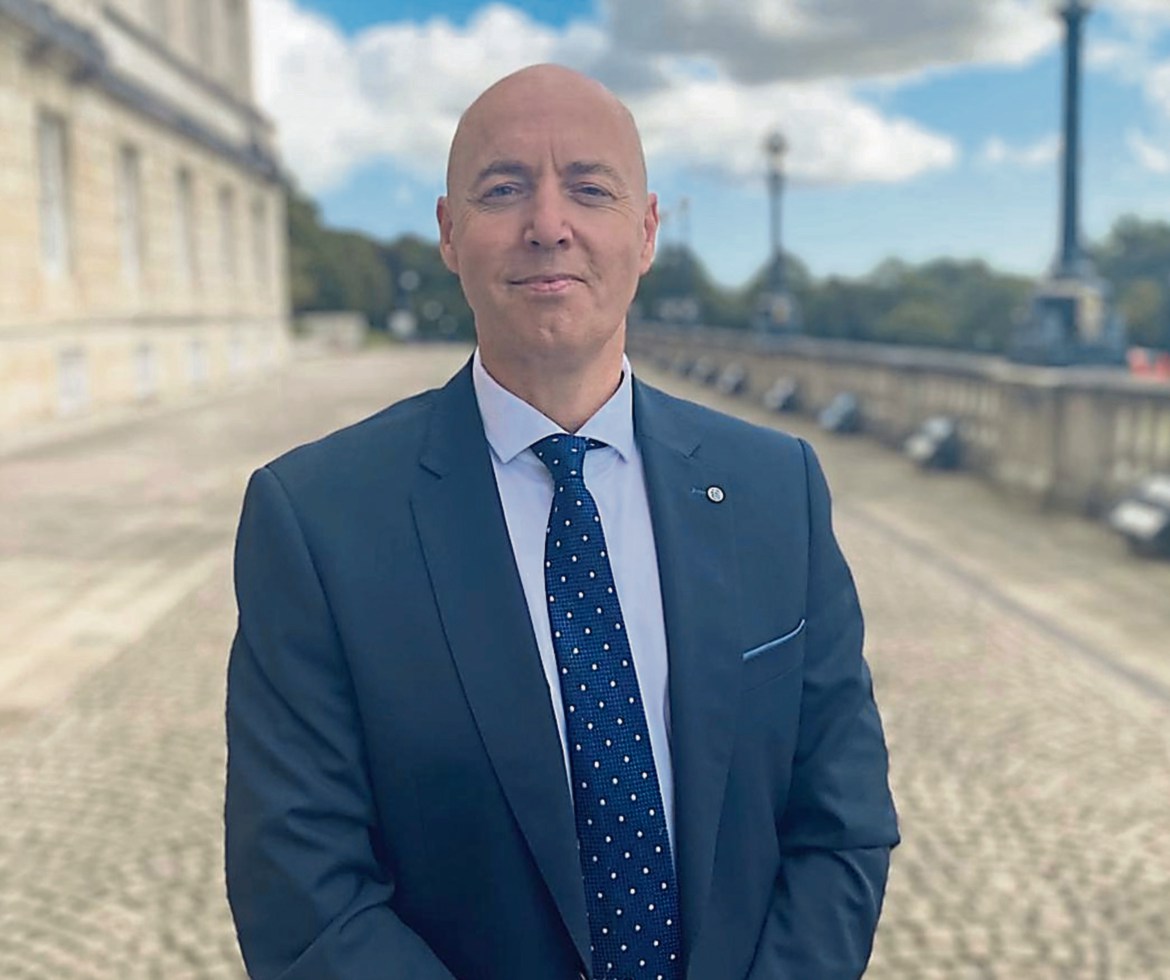 Veteran Castlederg UUP councillor backs new party leadership team