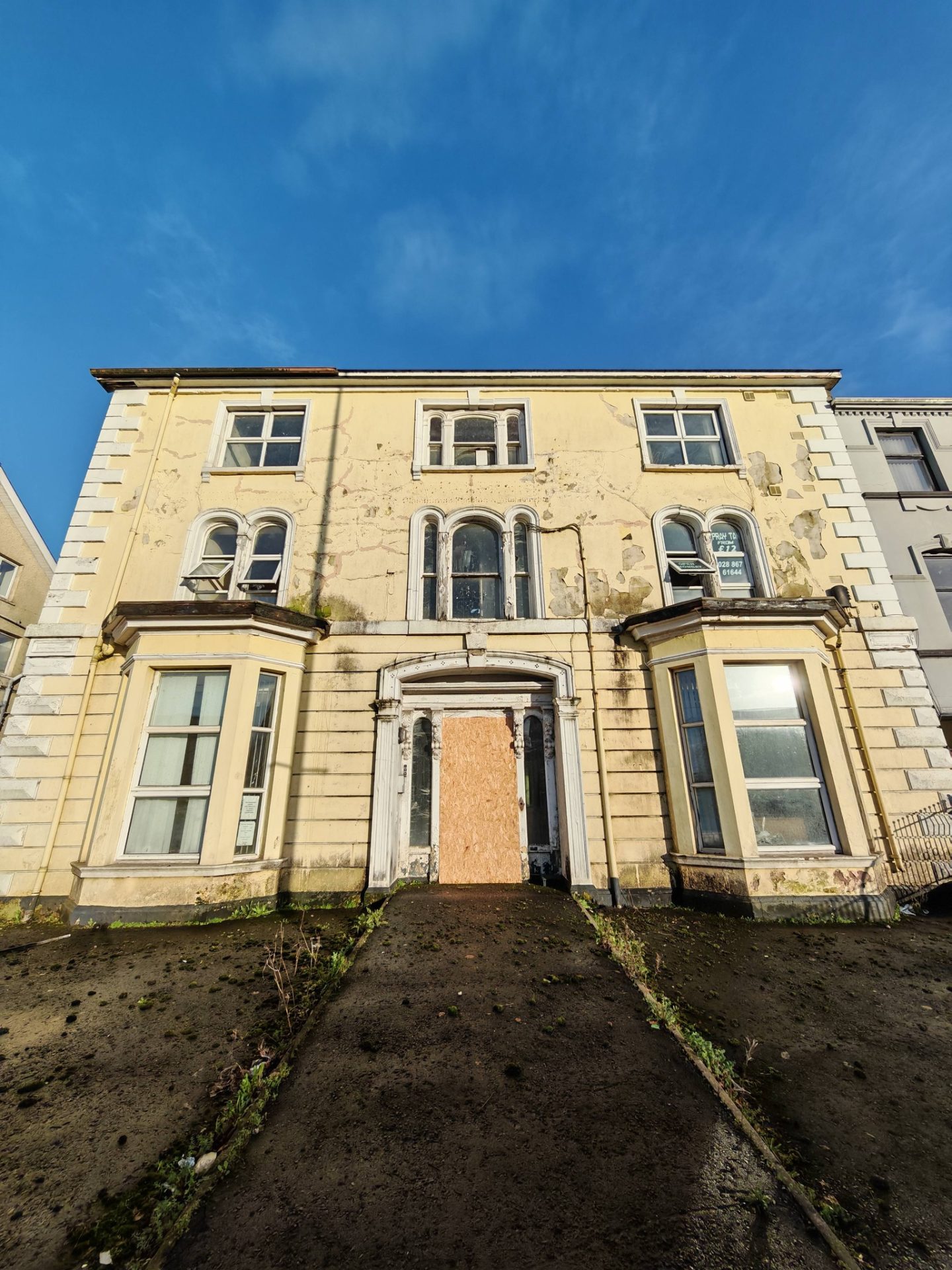 Council spilt over plans to demolish historic Cookstown building