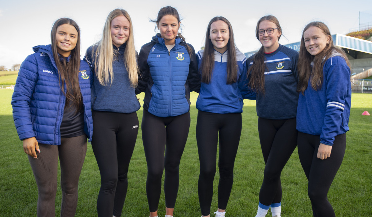 Friendship and camaraderie is the order of the day at Gardrum Park as Eimear McQuaid, Cara Collins, Erin Slevin, Eve Teague, Niamh Colton and Shauna Teague enjoy the birthday celebrations. JasMc7
