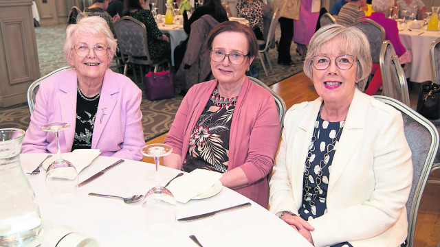 Daphne Weir, Geraldine Mullan and Moira Shaw. IM-9