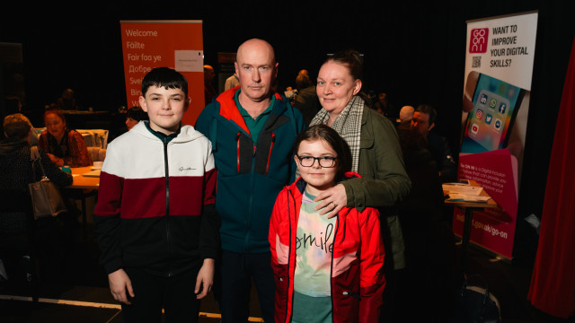 Leslie Quinn and his wife Katie with kids Christian and Lacey.